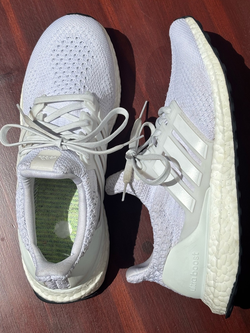 W9 - white Adidas Cloudform